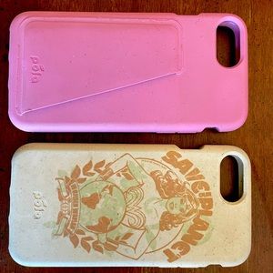 Two Pela Case eco-friendly phone cases